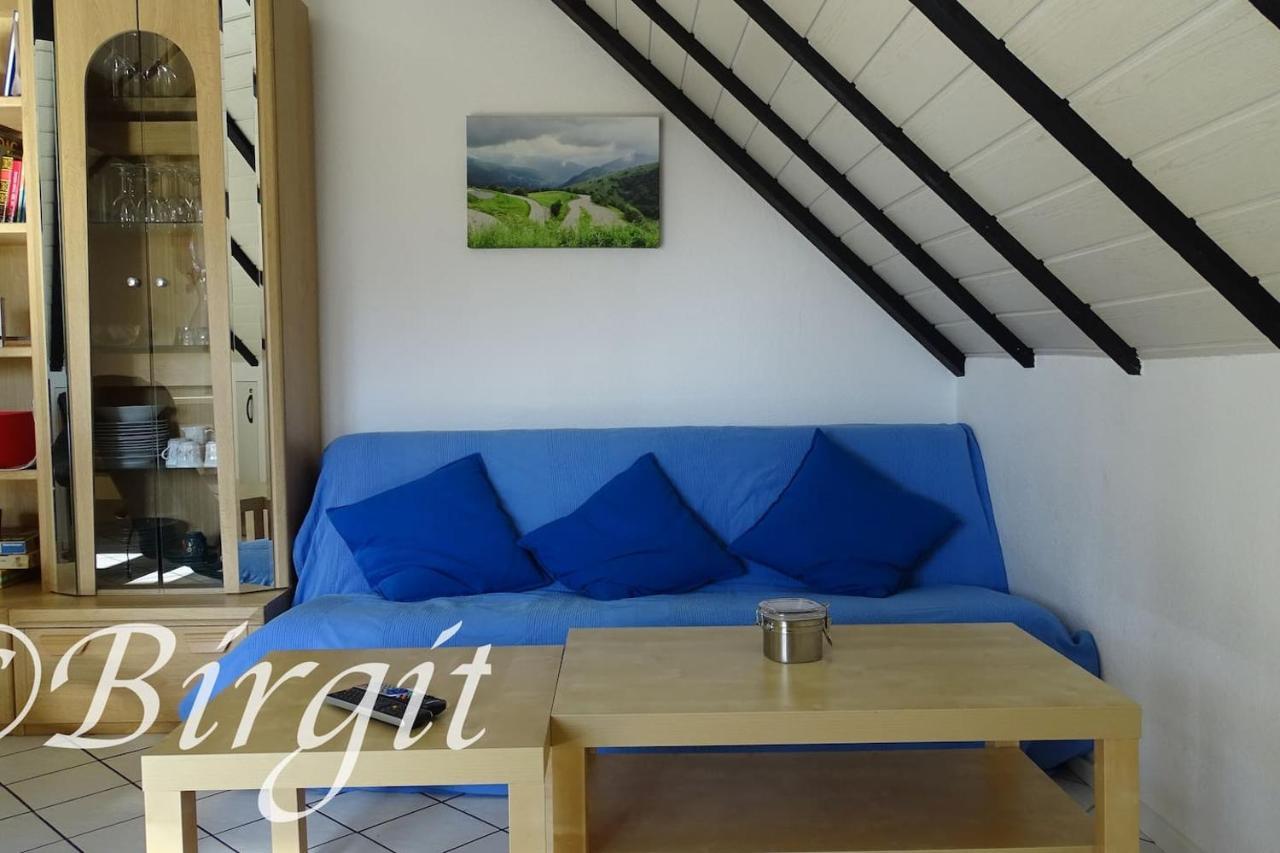 Streich Refrath, Apartment